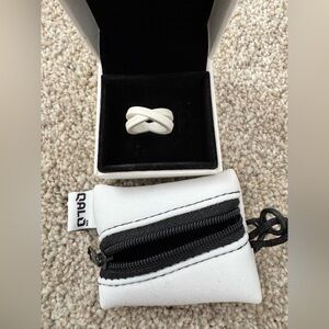 QALO Silicone Rubber Band – White – Size 5